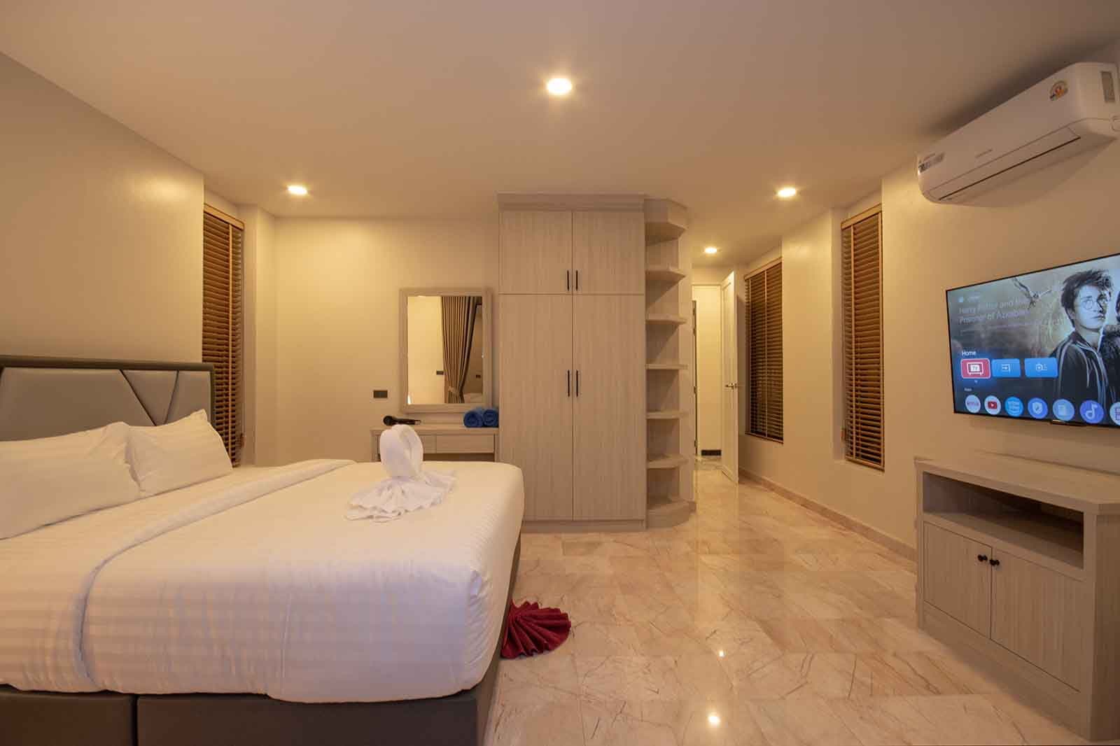 King bedroom